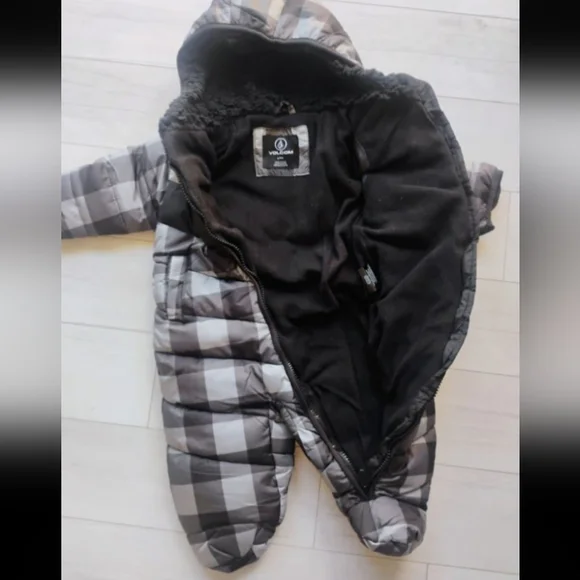 VOLCOM Baby NEW Quilted Puffer Fleece Lined Snowsuit - Picture 9 of 13